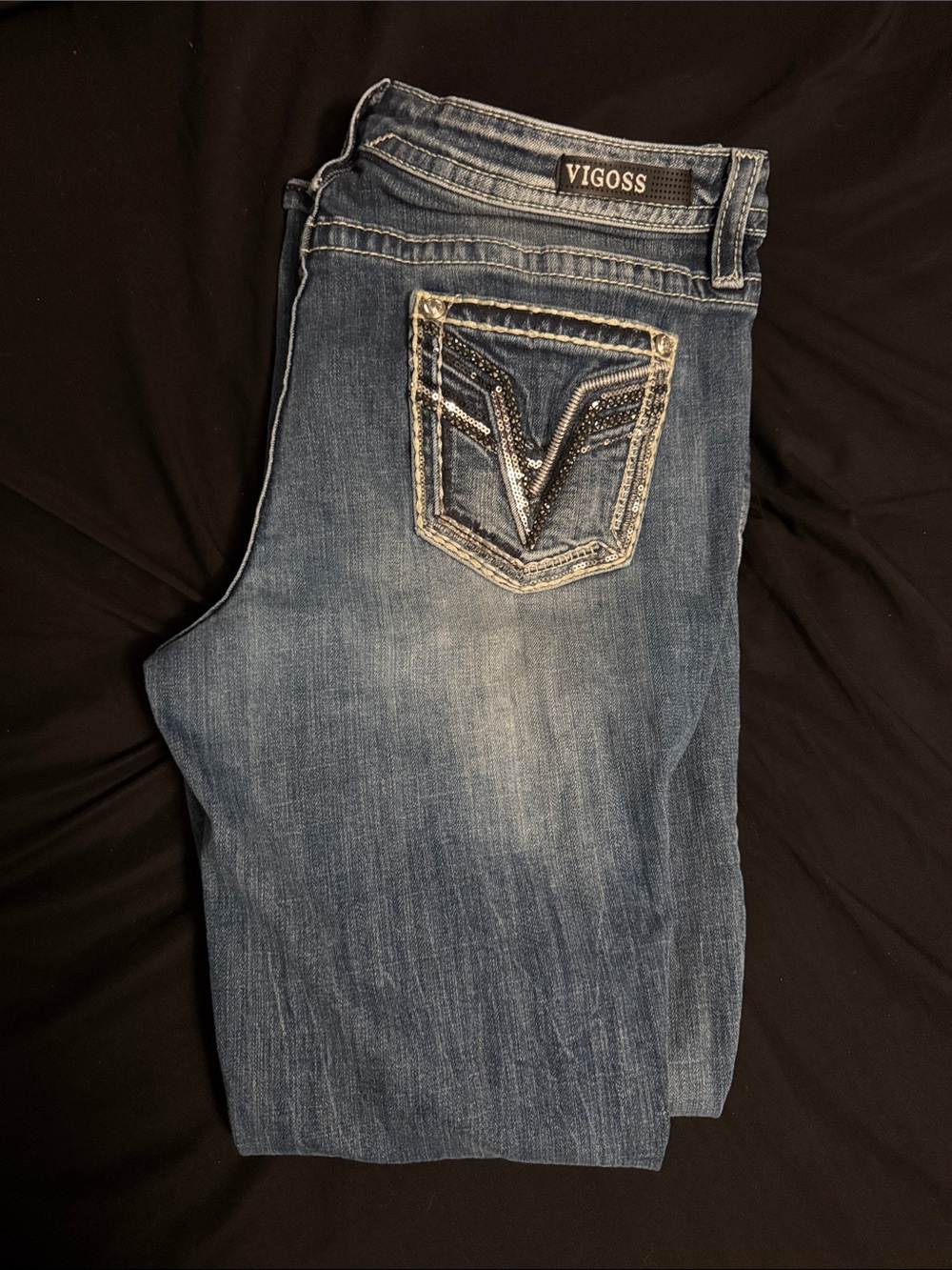 Vigoss Blue Jeans with Sequin-Trim Back Pocket